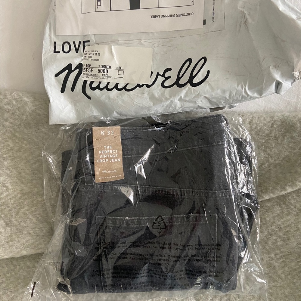 NEW Madewell Perfect Vintage Crop Jean (black)
